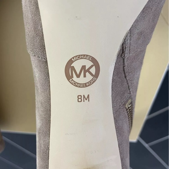 Michael By Michael Kors Haya Bootie Suede DK Dune Haircalf Boot 8 original box - Picture 6 of 10